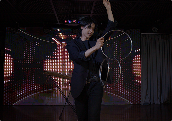 매일 달라지는 테마 공연